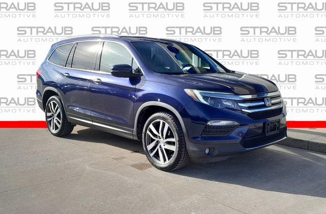 2016 Honda Pilot Elite's photo