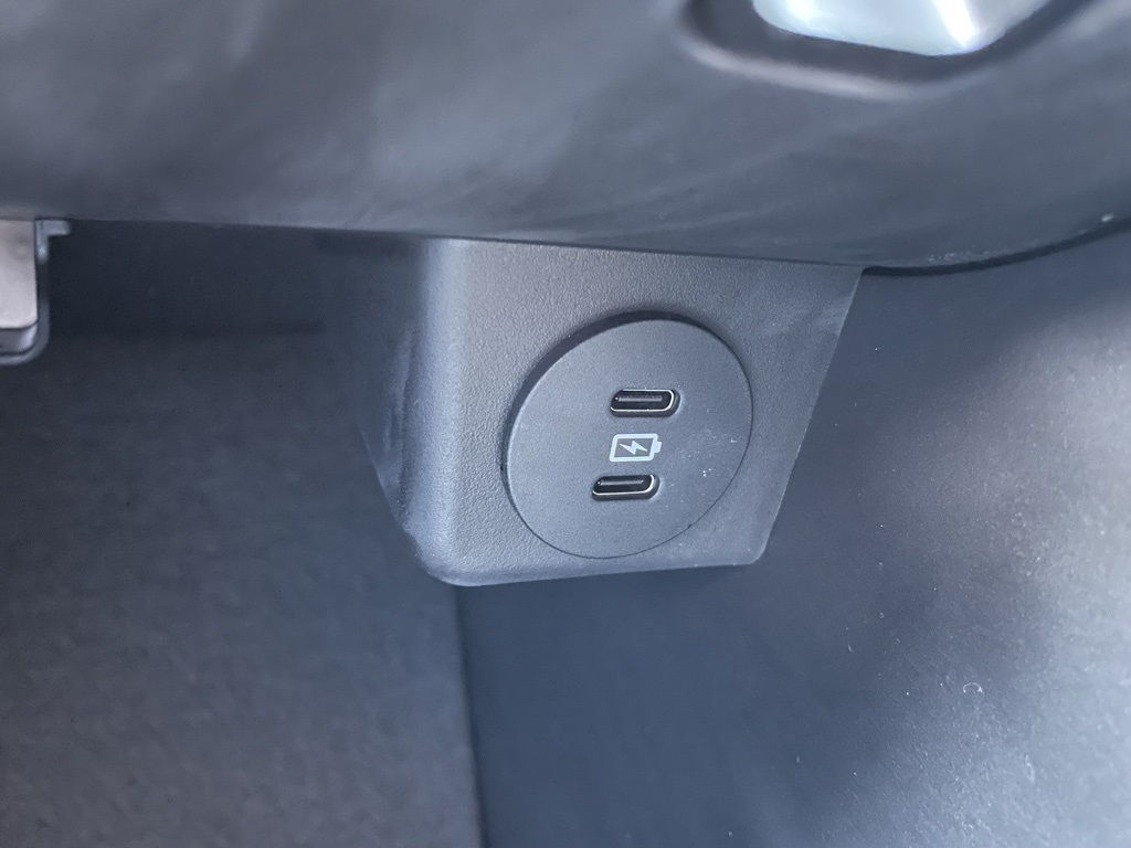 2025 Ford Explorer ST photo 11
