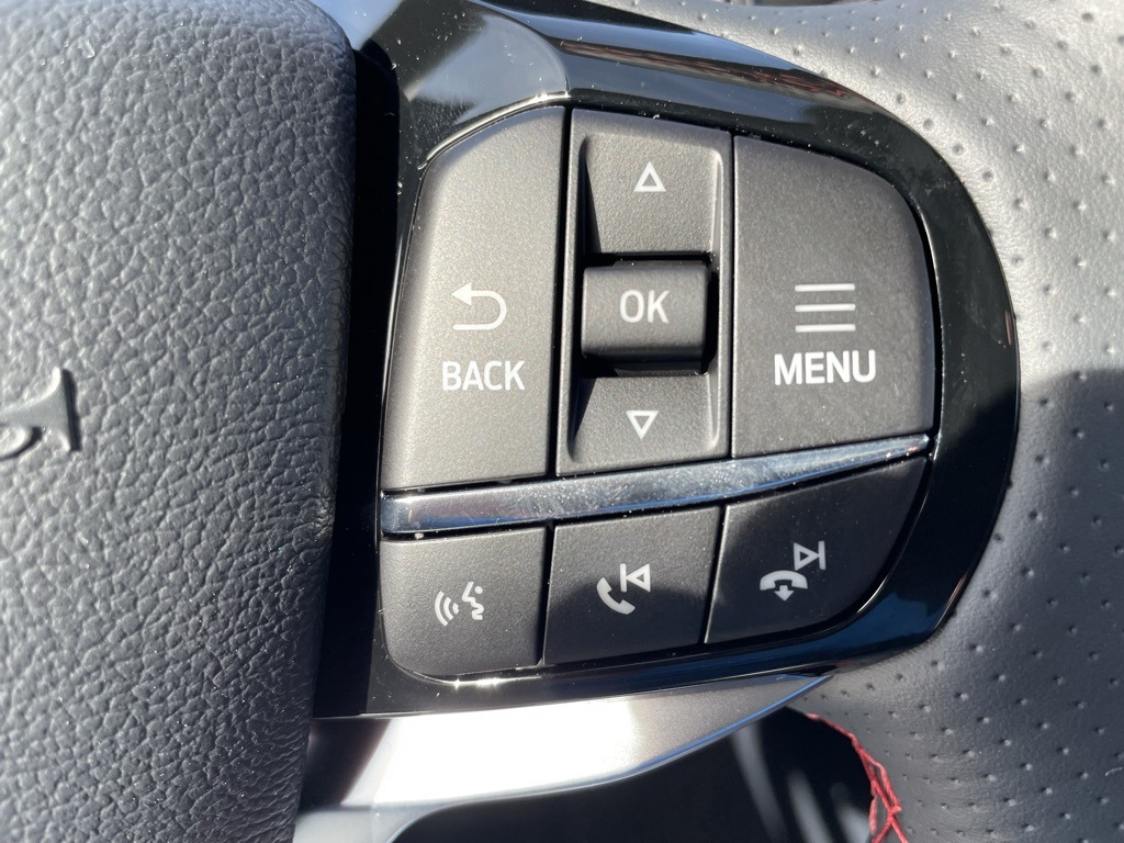 2025 Ford Explorer ST photo 12