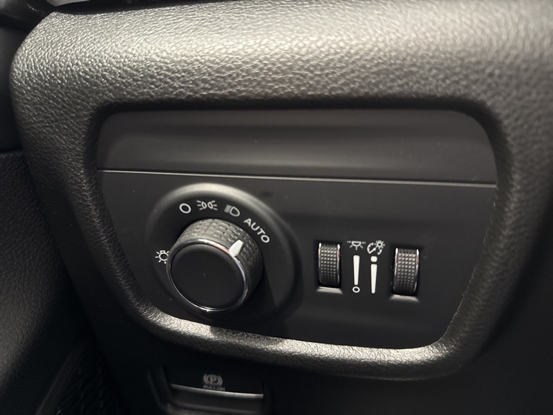 2025 Jeep Grand Cherokee Altitude X photo 23