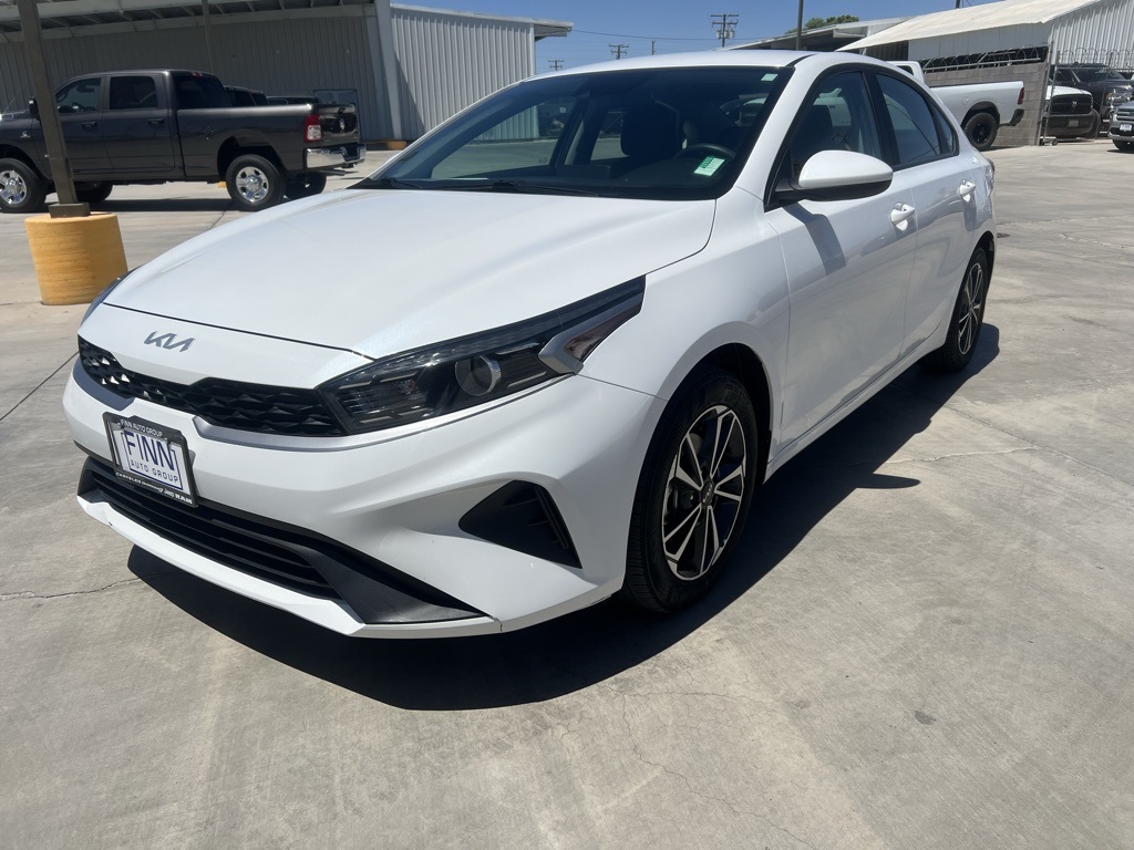 213122024 Kia Forte LXS