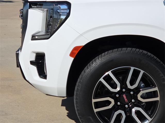 2022 Gmc Yukon XL AT4 photo 4