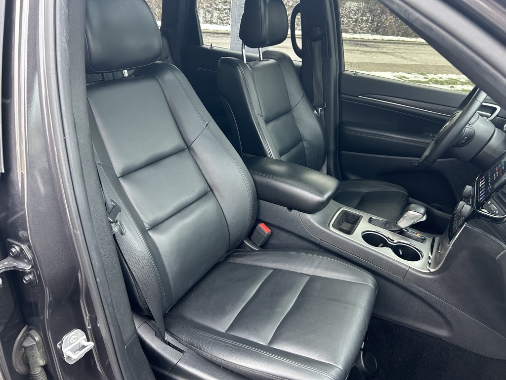 used 2019 Jeep Grand Cherokee car, priced at $18,000