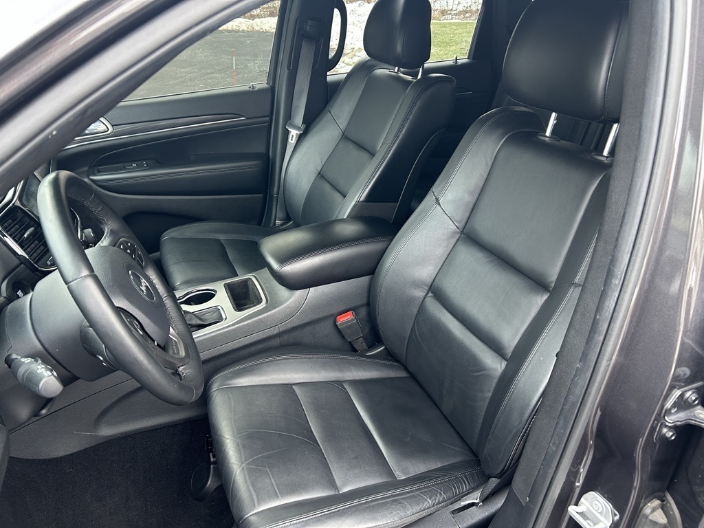 used 2019 Jeep Grand Cherokee car, priced at $18,000