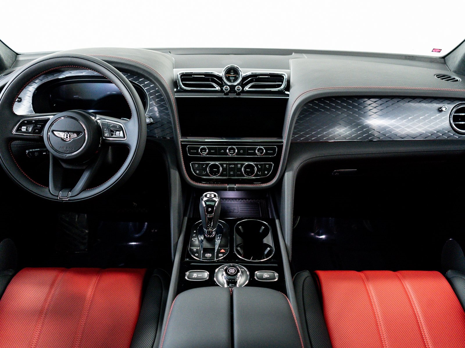 2025 Bentley Bentayga V8 photo 20