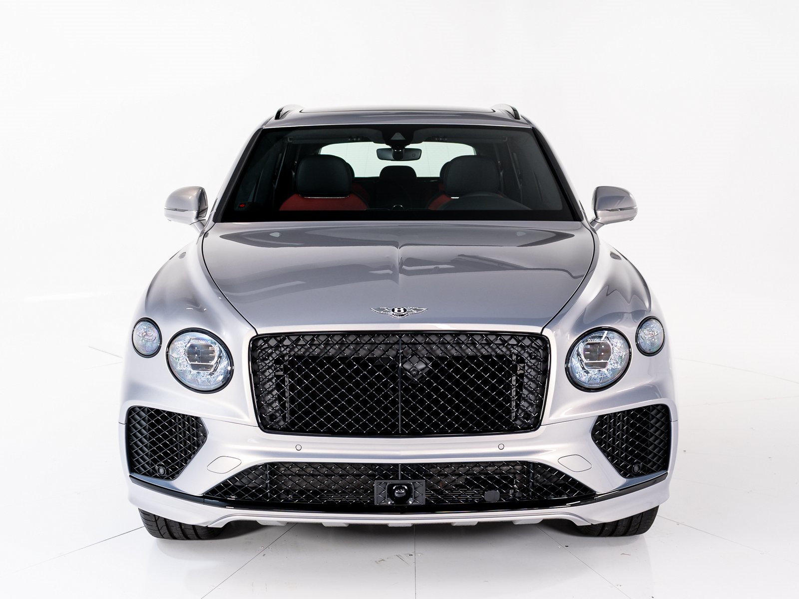 2025 Bentley Bentayga V8 photo 7