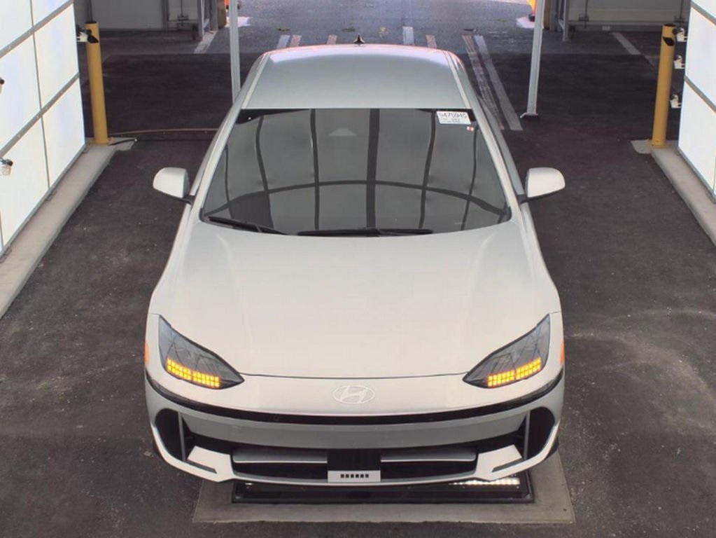 Used 2024 Hyundai IONIQ 6 SEL with VIN KMHM34AA8RA059727 for sale in Cleveland, OH