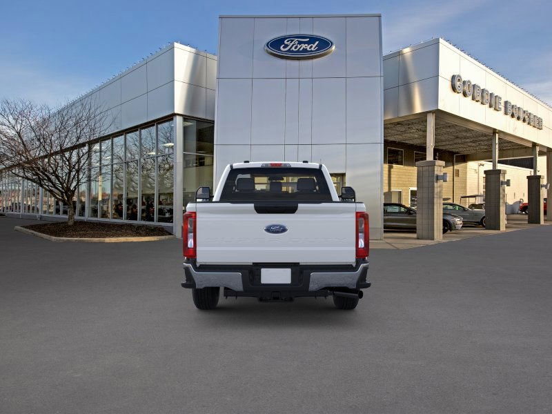 2024 Ford F-350 XL photo 4