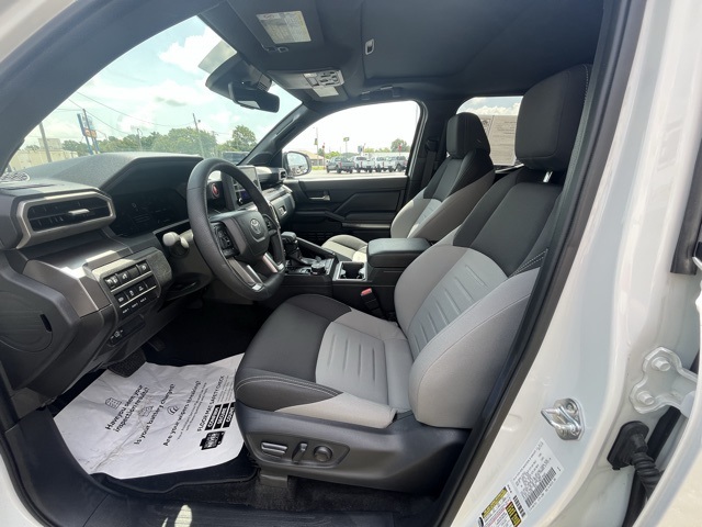 2025 0040 Toyota Tacoma 4WD TRD Off Road 4X4 Truck