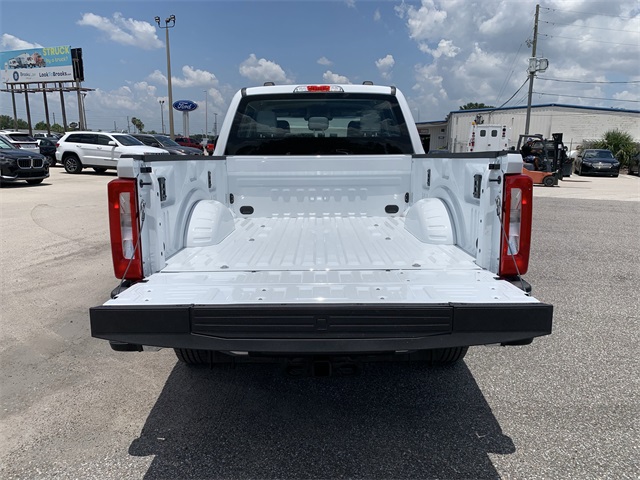 2025 Oxford White Ford Super Duty F-250 SRW XL 4X4 Truck