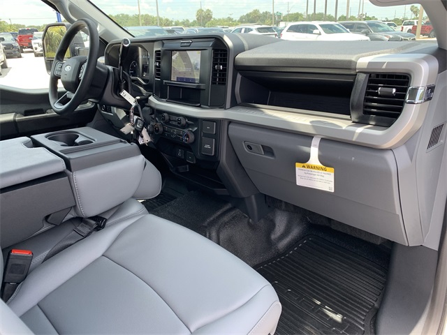 2025 Oxford White Ford Super Duty F-250 SRW XL 4X4 Truck