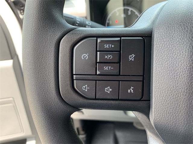 2025 Oxford White Ford Super Duty F-250 SRW XL 4X4 Truck