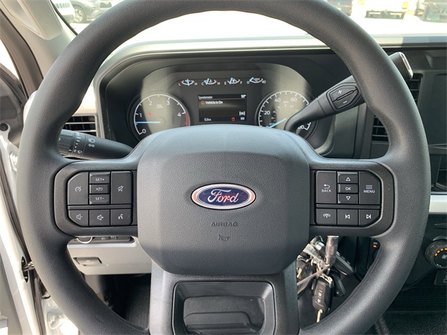 2025 Oxford White Ford Super Duty F-250 SRW XL 4X4 Truck