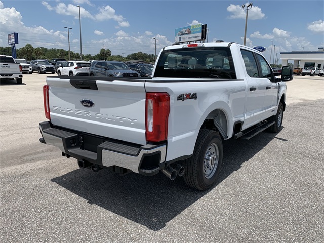 2025 Oxford White Ford Super Duty F-250 SRW XL 4X4 Truck