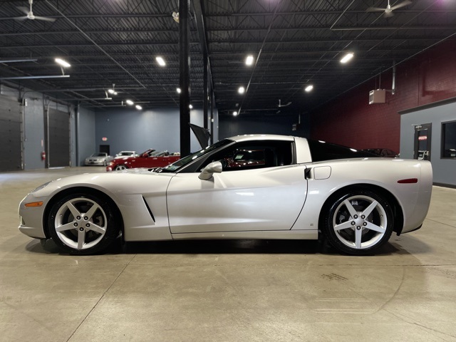 2007-Chevrolet-Corvette-Base 2007-Chevrolet-Corvette-Base