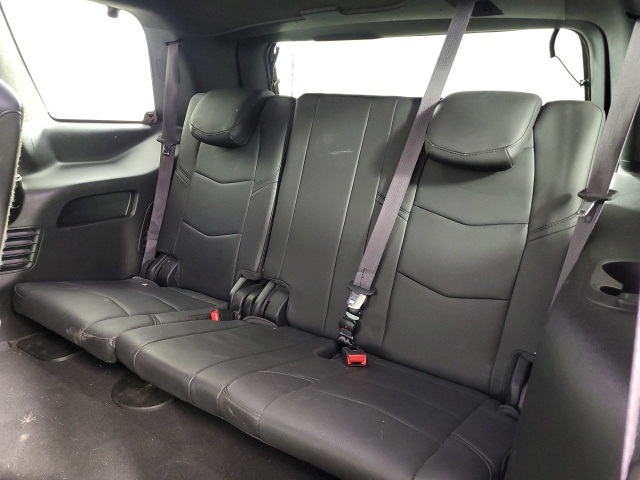 2016 Cadillac Escalade Platinum photo 13
