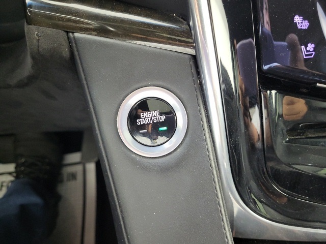 2016 Cadillac Escalade Platinum photo 19
