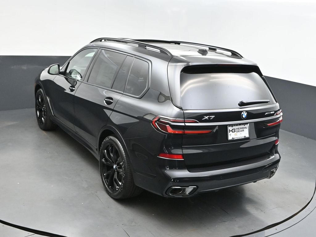 2026 Black Sapphire Metallic BMW X7 xDrive40i AWD SUV