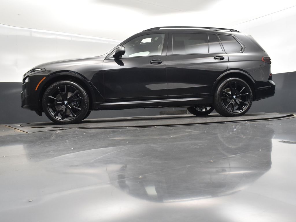 2026 Black Sapphire Metallic BMW X7 xDrive40i AWD SUV