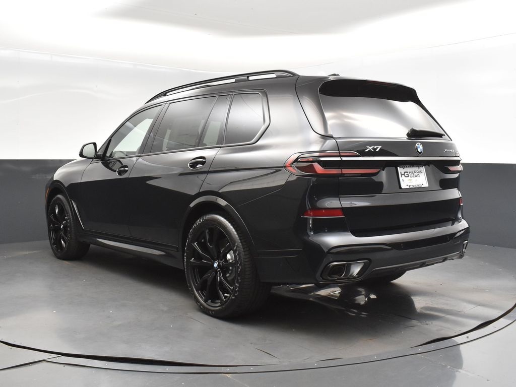 2026 Black Sapphire Metallic BMW X7 xDrive40i AWD SUV
