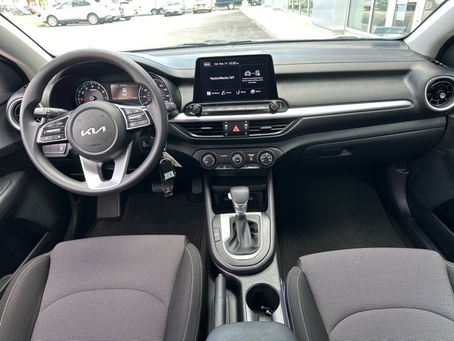 2022 Kia Forte LXS photo 12