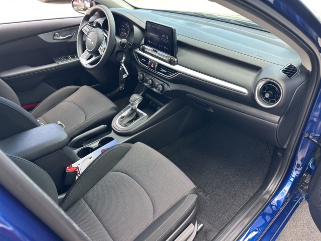 2022 Kia Forte LXS photo 29