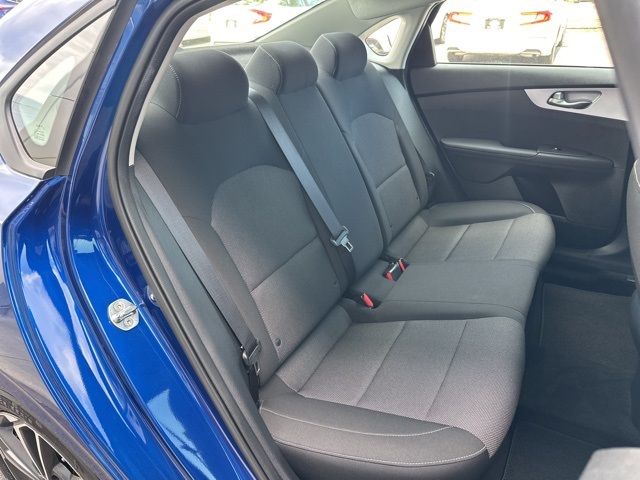 2022 Kia Forte LXS photo 32