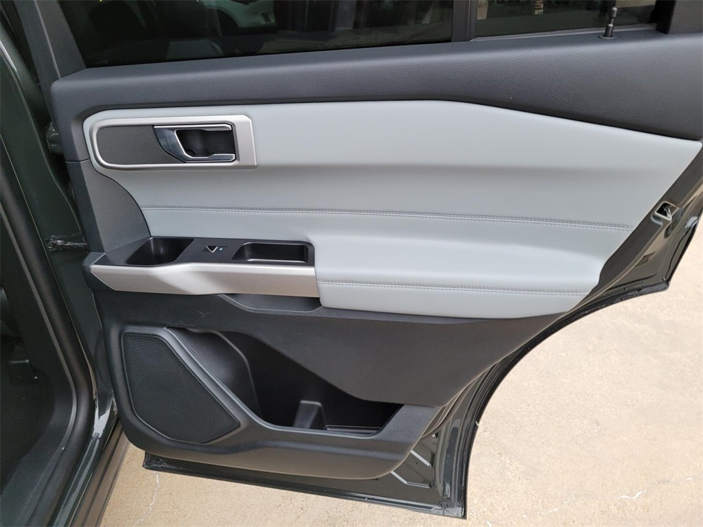 used 2024 Ford Explorer car, priced at $28,900