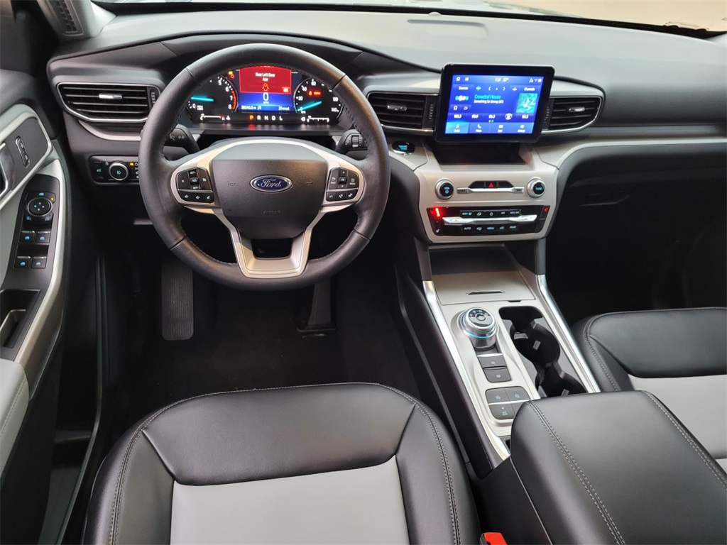 used 2024 Ford Explorer car, priced at $28,900