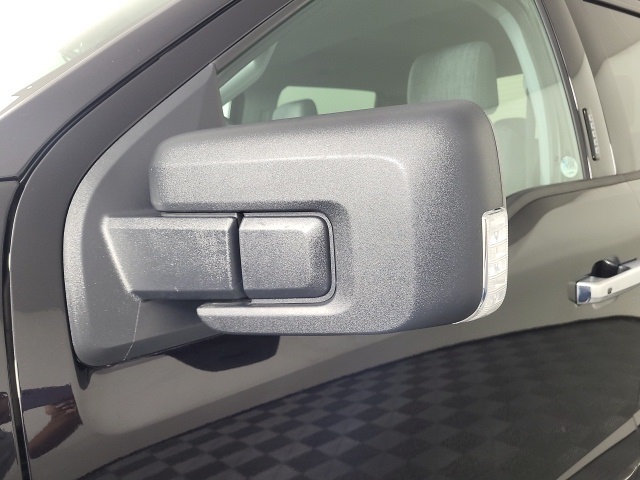 2023 Ford F-150 XLT photo 4