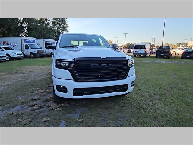 2026 Ram 1500 Laramie Crew Cab 4x4 5'7" Box