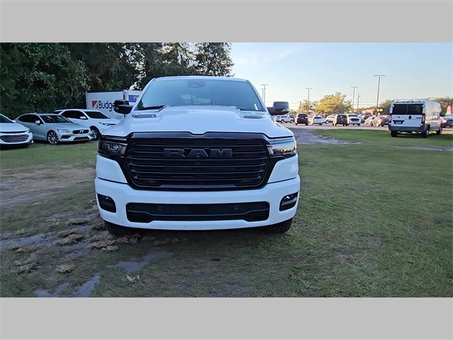 2026 Ram 1500 Laramie Crew Cab 4x4 5'7" Box