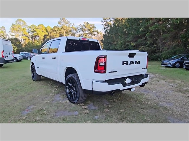 2026 Ram 1500 Laramie Crew Cab 4x4 5'7" Box