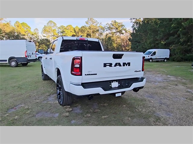 2026 Ram 1500 Laramie Crew Cab 4x4 5'7" Box