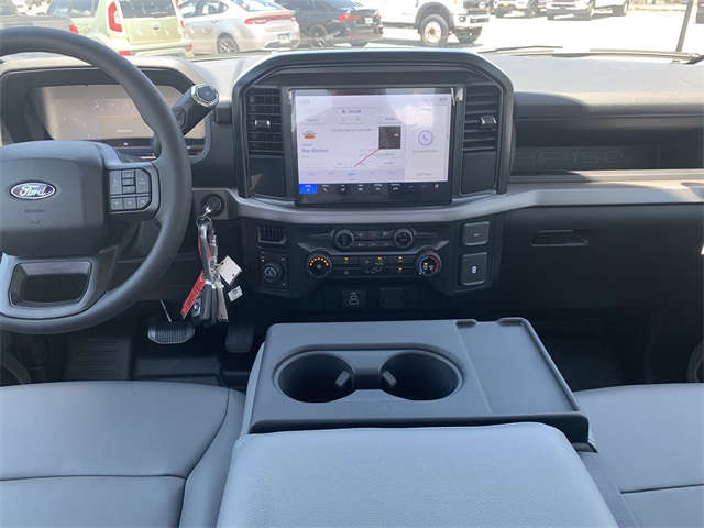 2025 Oxford White Ford F-150 XL 4X4 Truck