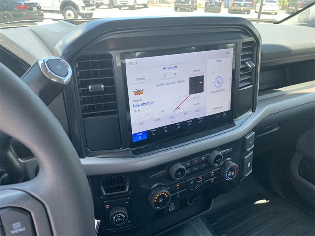 2025 Oxford White Ford F-150 XL 4X4 Truck