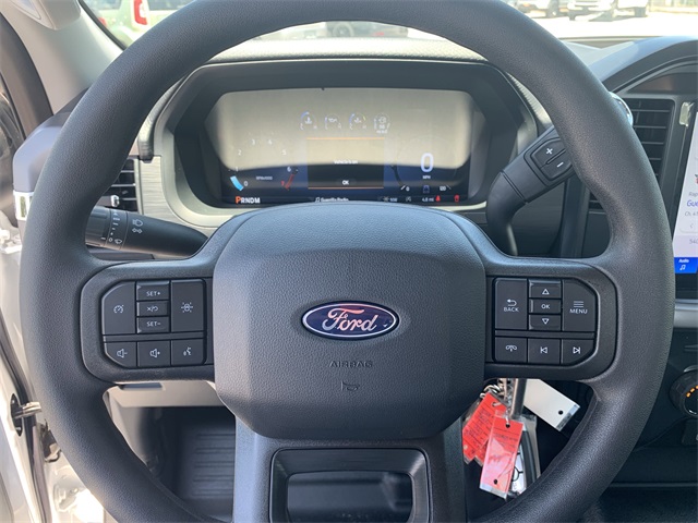2025 Oxford White Ford F-150 XL 4X4 Truck