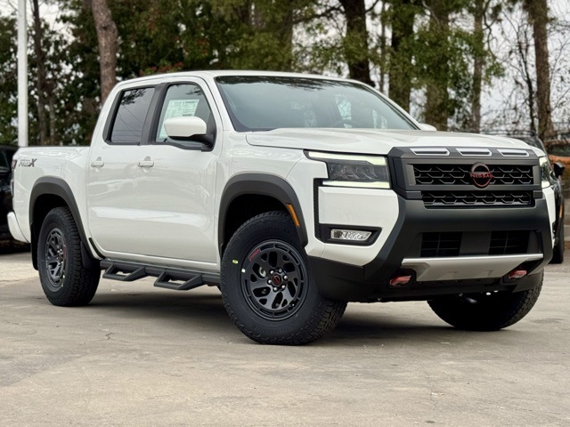 2026 Nissan Frontier PRO-X's photo