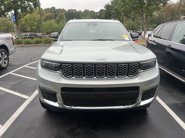 2024 Jeep Grand Cherokee Limited photo 3