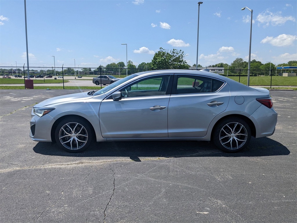 2019 Acura ILX Premium Technology photo 4