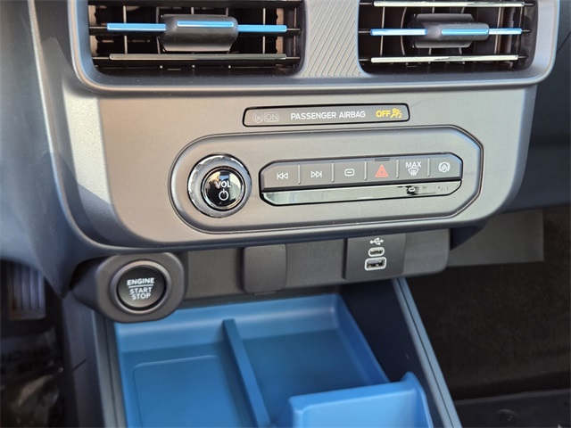 New 2025 Ford Maverick XLT 4D Crew Cab