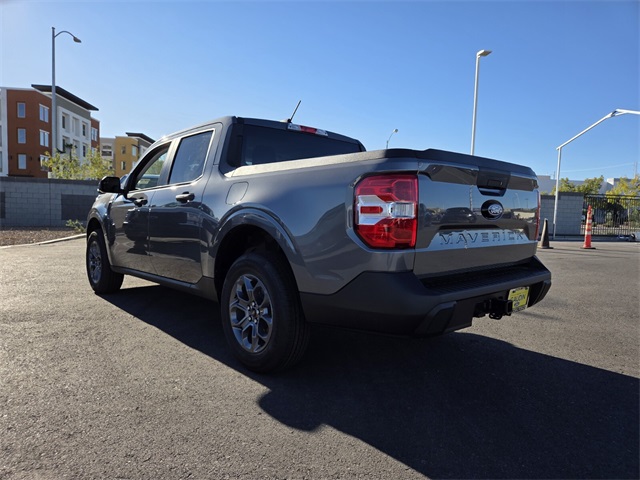 New 2025 Ford Maverick XLT 4D Crew Cab