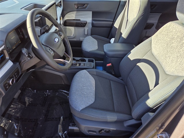 New 2025 Ford Maverick XLT 4D Crew Cab