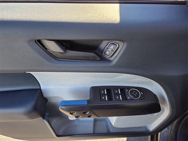 New 2025 Ford Maverick XLT 4D Crew Cab