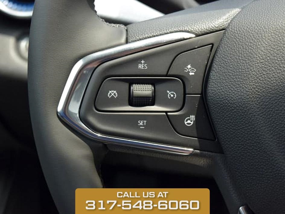 2025 Black Metallic Chevrolet Trax LT FWD SUV