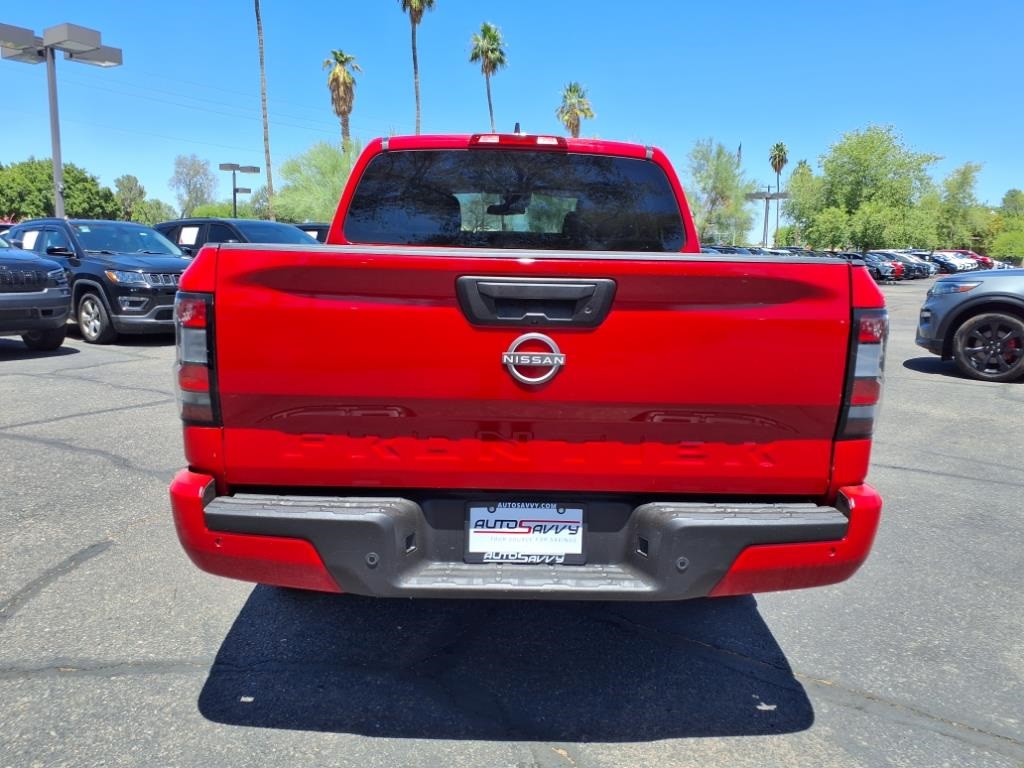 2022 Nissan Frontier SV