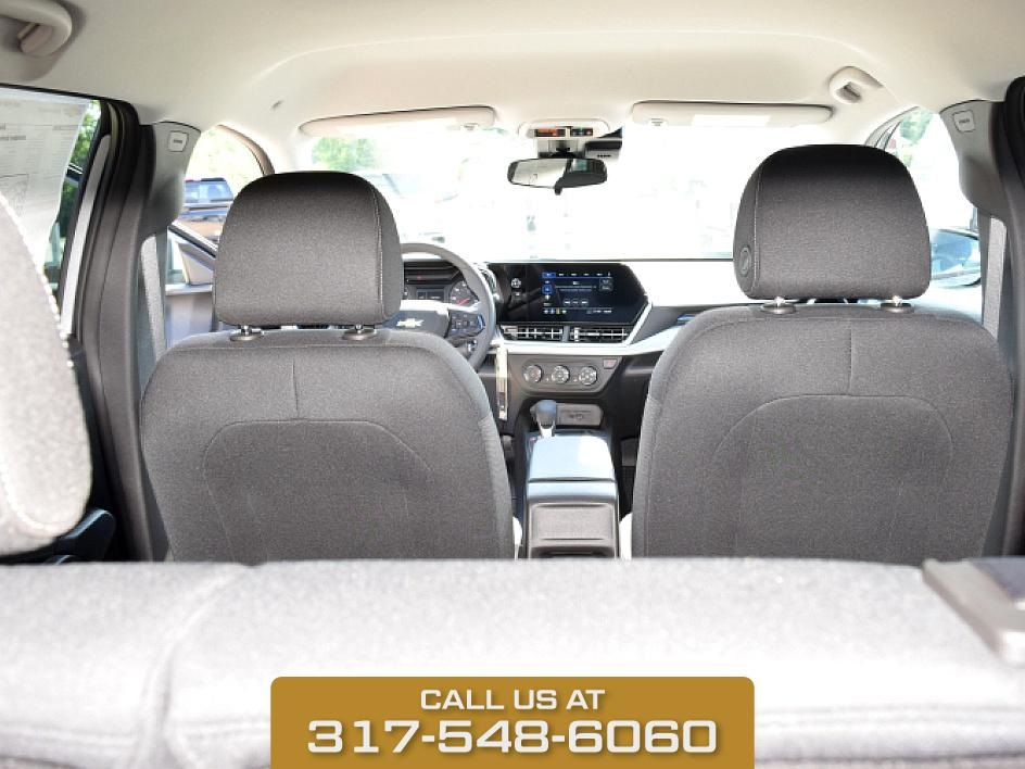 2025 Sterling Chevrolet Trax LS FWD SUV