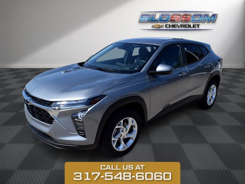 2025 Sterling Chevrolet Trax LS FWD SUV