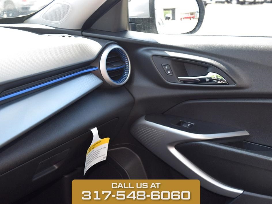 2025 Sterling Chevrolet Trax LS FWD SUV