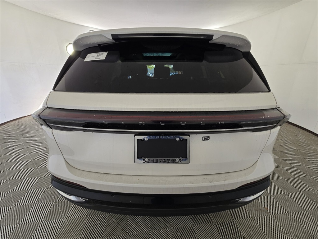 new 2026 Lincoln Nautilus car, priced at $61,670